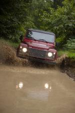 Land Rover Defender 110 2013 года